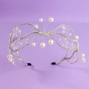 Élégant serre-tête en strass et perles argentées pour mariages, fêtes et style quotidien