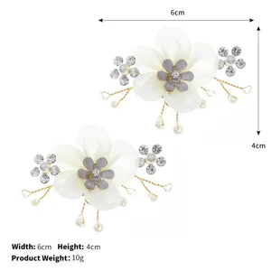 Handmade White Flower Shoe Clips With Crystal And Pearl Bridal Footwear Accessories 6x4cm