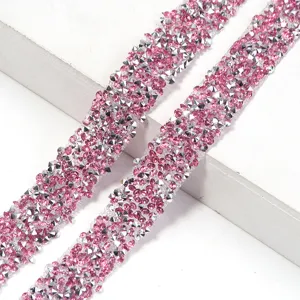 Cinta de pedrería rosa termoadhesiva malla de cristal para ropa, vestidos de novia y accesorios.