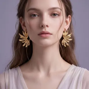 French Light Luxury Alloy Rhinestone Floral Earrings For Women Elegant Artificial Pearl Heart Leaf Earrings Party Jewelry