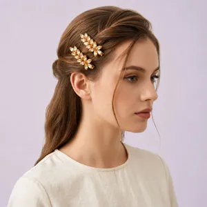 Pinces à Cheveux Feuilles en Zircone Élégantes pour Femmes Alliage Or Argent Incrusté Zircone Pince Bec de Canard Coiffe de Fête