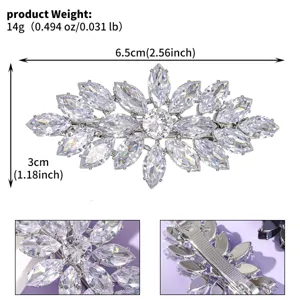 Vue détaillée de pince à cheveux élégante en zircone marquise avec cristaux étincelants.