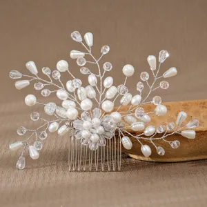 Peigne à cheveux de mariée perle cristal fait main mariage accessoire floral femme