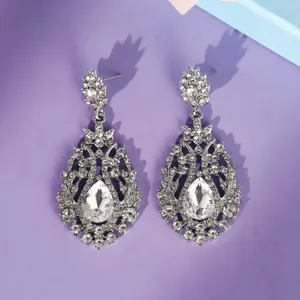 Elegante Vintage Druppel Strass Hangende Oren Glanzende Kristallen Oorbellen