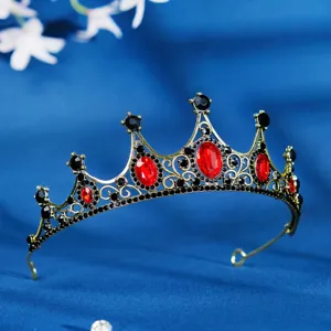 Exquisite Baroque vintage black rhinestone bridal crown tiara elegant hair accessory detail
