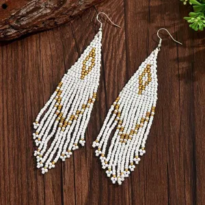 Orecchini con frange di perline fatti a mano, lunghi orecchini etnici geometrici donna.