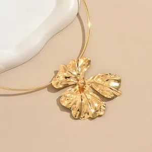 Retro 3D metal irregular flower pendant choker necklace elegant fashion statement jewelry