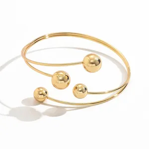 Bracciale da braccio geometrico multistrato dorato da donna, gioiello alla moda con sfera.