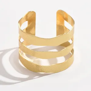 Bracelet manchette ouvert multicouche dore bijou geometrique tendance pour femmes
