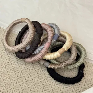Koreanische einfarbige Satin Plissee Haargummis elastische Pferdeschwanz Halter für Damen.