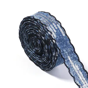 Detailansicht von Jeans Pailletten Borte mit schwarzem Wellenrand für DIY Haarschmuck Accessoires.