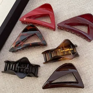 Geometrische Dreieck Haarkralle Clip Für Damen Elegant Acetharz Schildpatt Schwarz Hohl Hai Clip Mode Haarzubehör Kopfschmuck Alltäglich