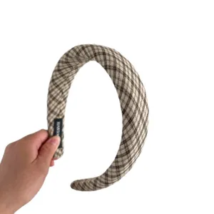 Retro Karo gepolsterter Haarreif breite Krempe klassischer College-Stil Haarschmuck für Damen