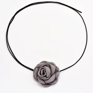Collier ras de cou fleur en tissu style coréen pour femmes élégant bijou de clavicule floral