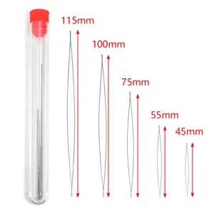 Detailansicht von zusammenklappbaren Perlensticknadeln in verschiedenen Längen von 45 bis 115mm.