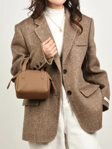 Borsa a mano da donna in pelle morbida marrone con motivo litchi, elegante borsa da lavoro.
