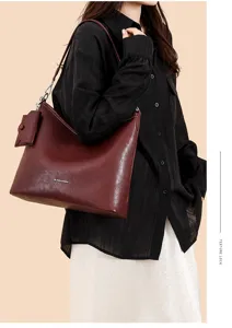 Minimalist large capacity tote bag stylish shoulder handbag for women daily commuting work use