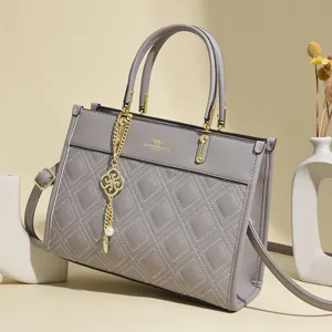 Women PU Leather Quilted Tote Bag Large Capacity Fashion Handbag Casual Shoulder Bag With Metal Chain Pendant