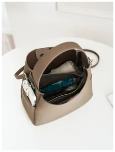 Large capacity soft leather bucket bag for women versatile casual shoulder crossbody handbag.