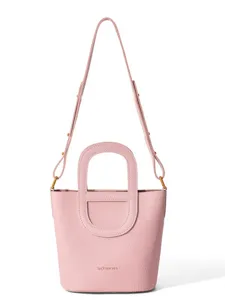 Rosa Leder Eimer Tasche fuer Damen, stilvolle Umhaengetasche mit Tragegriff und Schultergurt.