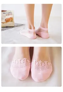 Crystal silk women's socks, summer shallow mouth pink lace trim breathable boat socks.