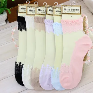 Chaussettes courtes transparentes pour femmes avec volants en dentelle, set d'été élégant.