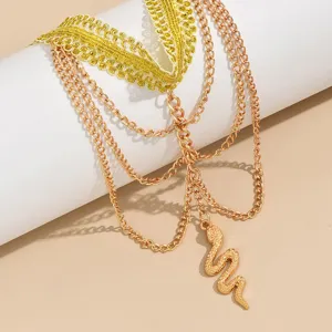 Catena da braccio serpente multistrato dorata con pizzo gioiello corpo donna trendy