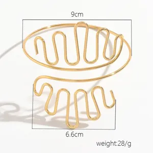 Bracciale da braccio geometrico in metallo stile punk da donna, catena dorata regolabile.