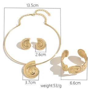 Set di gioielli collana girocollo orecchini bracciale manopola conchiglia dorata donna