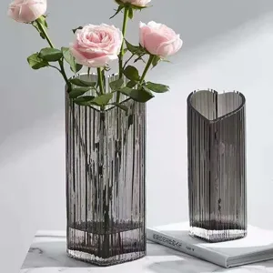 Heart Shaped Glass Vase Nordic Transparent Flower Pot Minimalist Hydroponic Floral Arrangement Home Decor