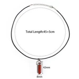 Collier pendentif colonne hexagonale en cristal avec cordon en cuir noir, longueur 45+5cm.