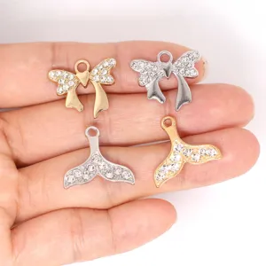 Dijes de lazo y cola de sirena de aleación de zinc con diamantes para joyería DIY