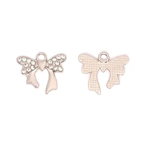 Colgante de dijes de joyería DIY de aleación con lazo de diamantes de imitación