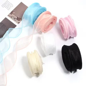4cm breite transparente Organzaband-Rollen in bunten Farben für Geschenke und Basteln.
