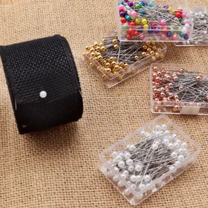 Set di spilli colorati con testa di perla in acciaio inossidabile con scatole trasparenti