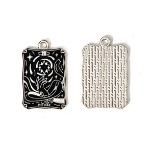 Metall Tarotkarte Anhänger mit Stern Design, perfekt für DIY Schmuckherstellung Projekte.
