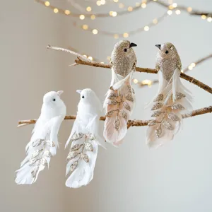 Adorno de ave de pluma de simulación de Navidad, decoraciones colgantes de árbol brillante.