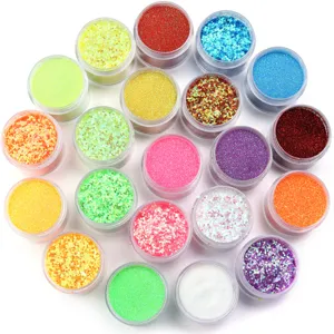 Dettagli in polvere di glitter esagonali con colori assortiti vibranti per nail art.
