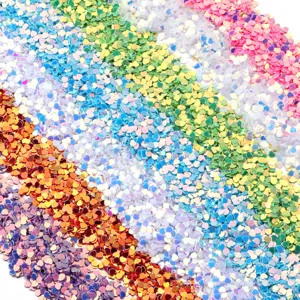 Paillettes de coeur en PVC de 3mm pour nail art et vetements decors colores en vrac
