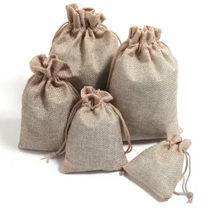 Natürliche Jute Kordelzug Beutel in verschiedenen Größen, ideal für Schmuck Geschenkverpackung.