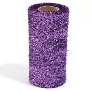 Rouleau de maille brillante violette pour emballage cadeau et décoration de Noël DIY.