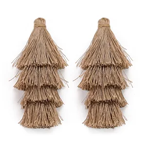 Vierlagige Polyester Quasten DIY Schmuckanhanger Charms in Khaki fur Taschen und Schlussel.