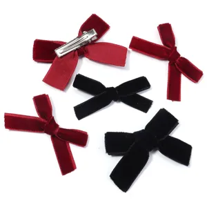 Ensemble de pinces a cheveux en velours, accessoires elegants rouges et noirs pour le DIY.