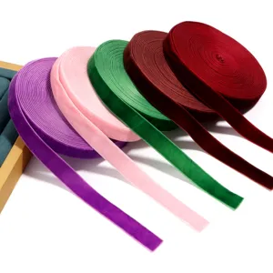 Samtband für Geschenke, DIY Haarschmuck, Bekleidungszubehör und Bastelprojekte.