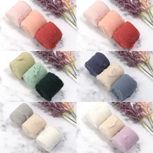 Handgerissene ausgefranste Chiffonband 4cm breit fuer DIY Hochzeitsblumenstrauss und Bekleidung.