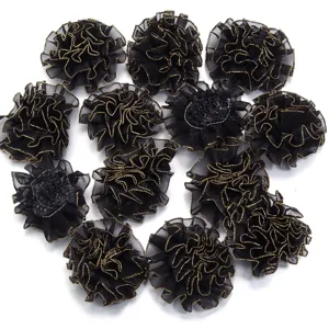 Zwarte gouden rand organza anjer bloemen DIY accessoires voor handgemaakte ambachten kleding.