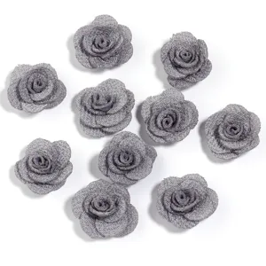 Fiori di rosa in tessuto glitterato argento accessori fai da te per vestiti borse scarpe 10pz