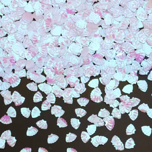 Lucide paillettes in PVC a forma di conchiglia, patch per nail art e accessori DIY.