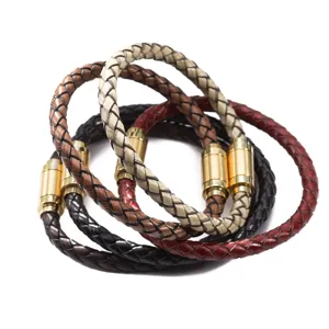 Set di bracciali intrecciati in vera pelle classica con chiusure magnetiche in acciaio inox.