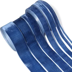 Hochwertiges blaues Samtband fuer Geschenke, DIY Haarklammern und Kleidungsaccessoires.